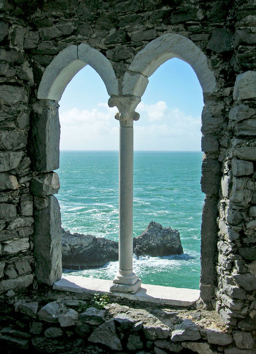 bluepueblo: Ocean Arches, Portovenere Italy photo via silver 