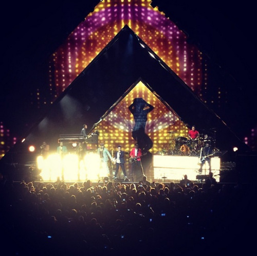 @tracylongxx: Bruno Mars rocking the stage #brunomars #concert #vegas