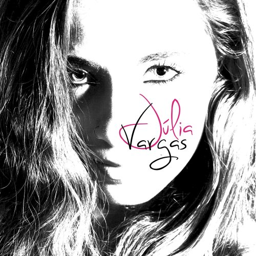 O álbum da Júlia Vargas, uma das mais fortes presenças cantantes desta nova geração de cantoras, já está disponível no iTunes!Clique aqui para ouvir o álbum e fazer o download: http://smarturl.it/JuliaVargas