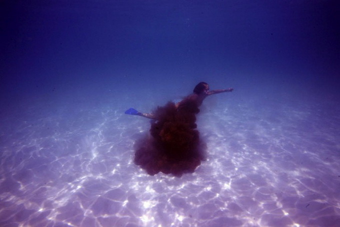 (via Underwater Photography by James Cooper)