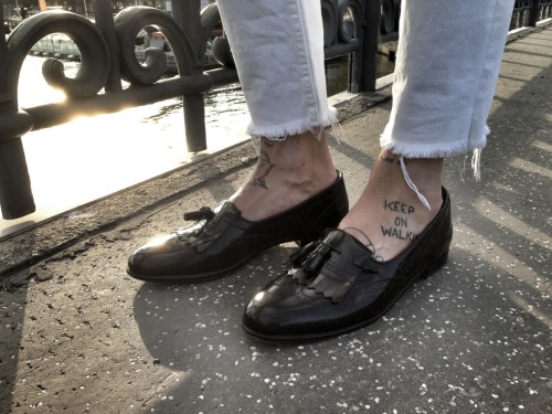 http://blackistheonlycolor.com/post/53691460484/my-new-church-loafers-xxx