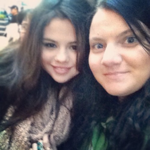 
Selena and a fan today

