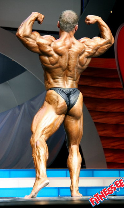 Amazing ass and back of Dariusz Karpinski.