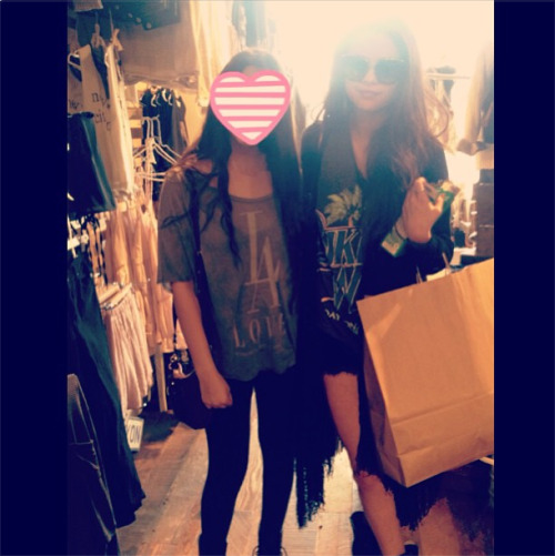 Selena with another fan today