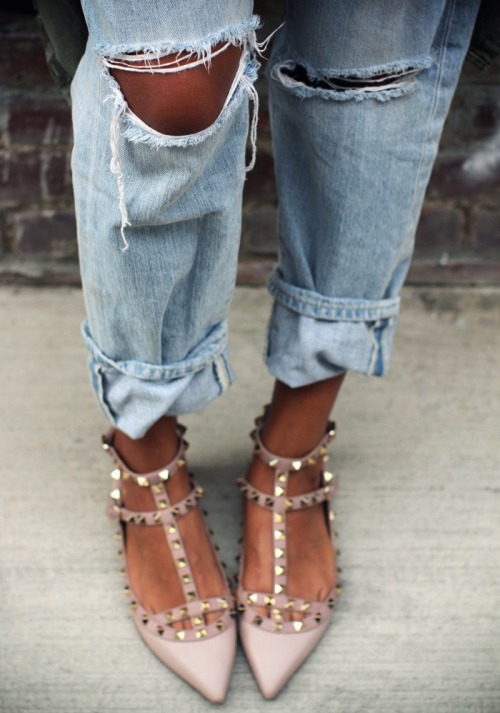 so-adorable:

Message me if you are a fashion blog. Need more to follow xo