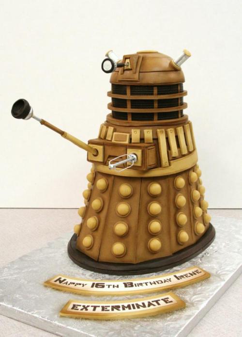 Dalek Cake by Mike’s Amazing Cakes