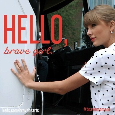 nassauswifty:

New Taylor Swift ad for Keds

@Keds  - oh, hey, @taylorswift13. &lt;3 pic.twitter.com/BUQ6tKcf



