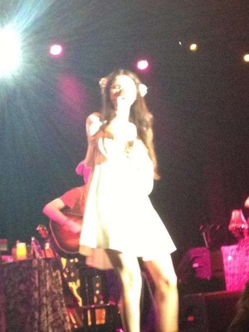 Selena performing tonight!