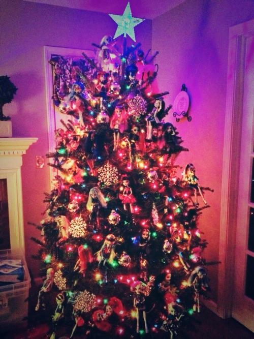 cadaverfestival: Mi árbol de Navidad es totalmente creeperiffic ~ * ~ 👻
