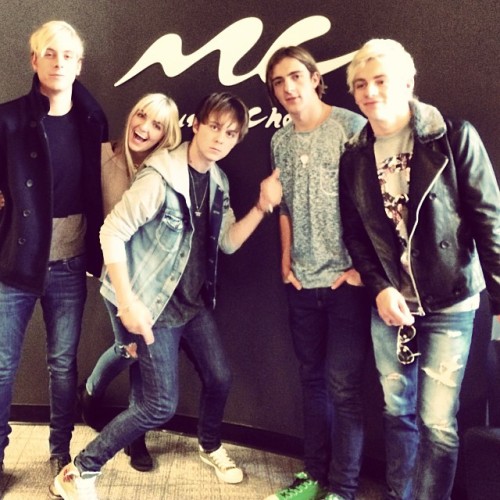 Interviews all day in New York! @musicchoice thanx for having us! Fun answering your questions #r5family !