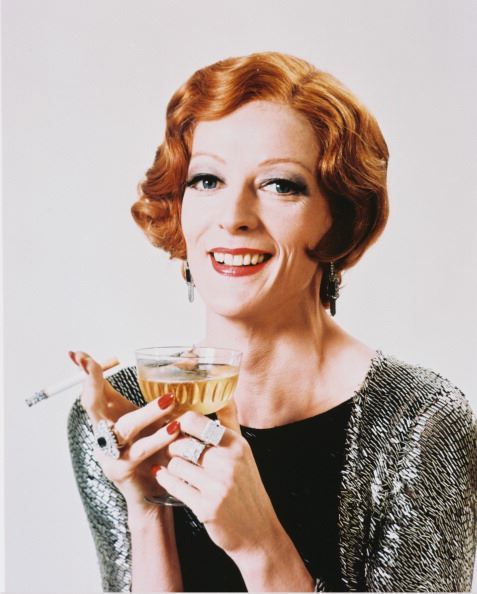 Dame Maggie Smith crushing it in the 1970s