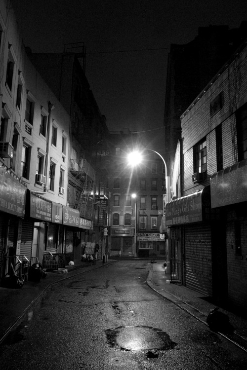 Doyers Street in Chinatown on Christmas Eve.