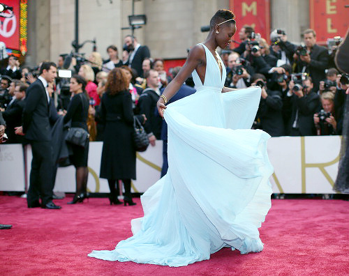 summrwine:

Lupita Nyong’o | 86th Annual Academy Awards