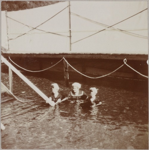 Grand Duchesses Olga and Tatiana swimming with Anna Vyrubova in the Crimea: 1908. 