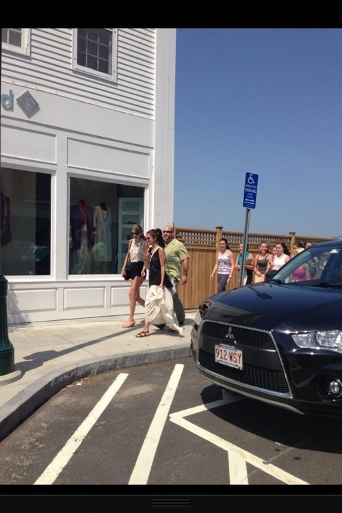 Another picture of Selena and Taylor in Boston today.