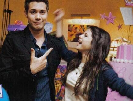 smg-news:new/old picture of Selena Gomez & Drew Seeley
