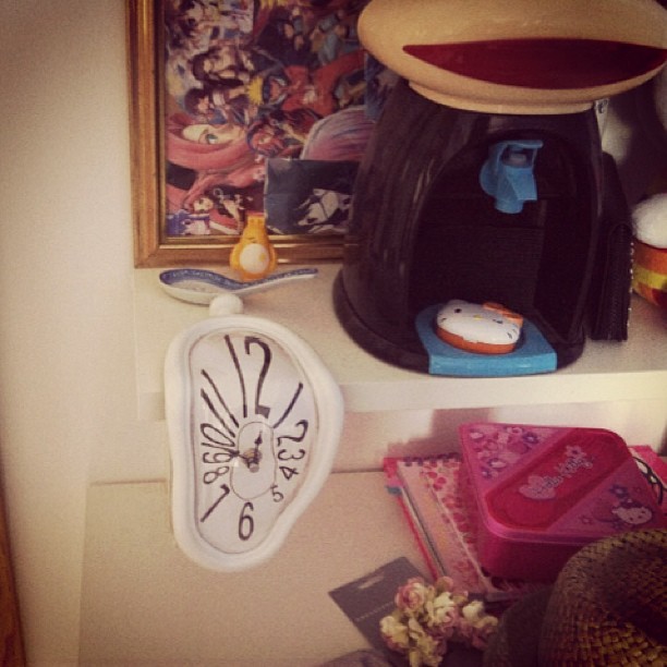 my awesome new clock #meltingclock #salvadordali