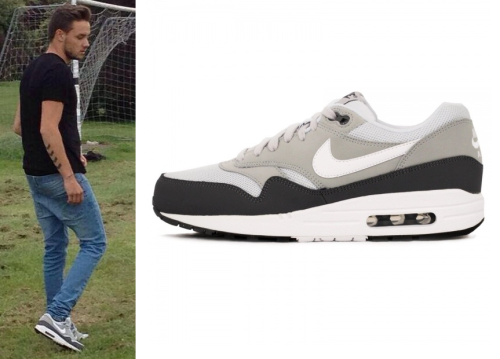 Liam wore these Nike Air Max while playing football with Louis recently in Christchurch (10th October 2013)
Stuarts London - £85