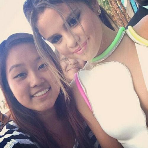 Selena and a fan at the BBMA!