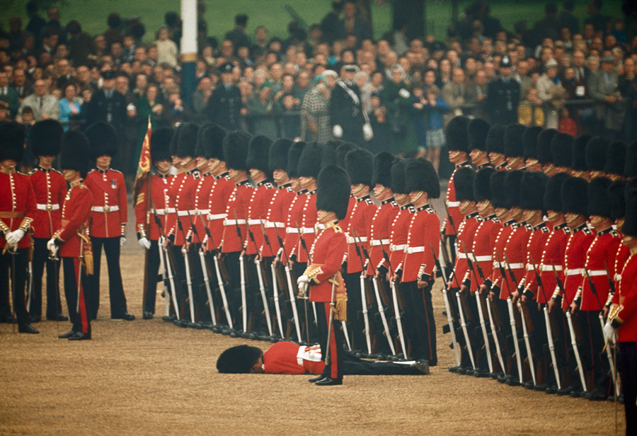 Irish Guards remain at attention after one guardsman faints in London, England, June 1966.Photograph by James P. Blair, National Geographic
