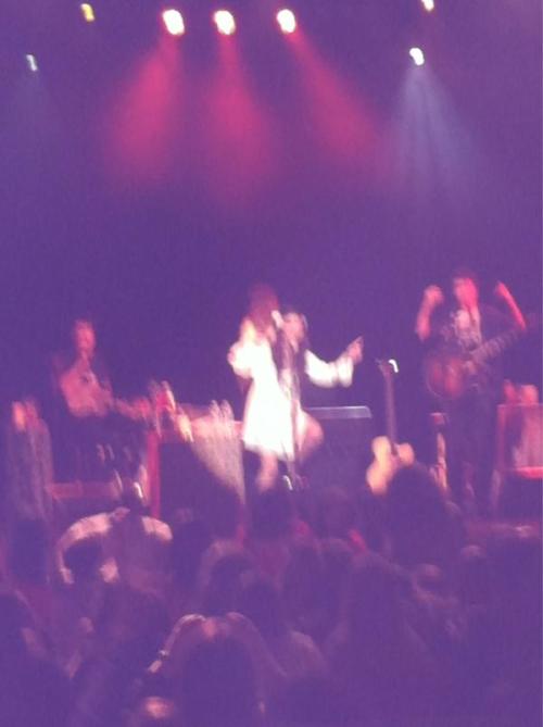 Selena and Nat and Alex Wolff performing &#8220;Ho Hey&#8221;