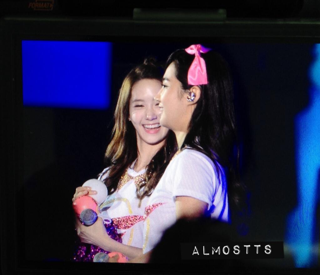 [131109] YoonYul preview @ Girls &amp; Peace in Hong Kong by ALMOSTTS