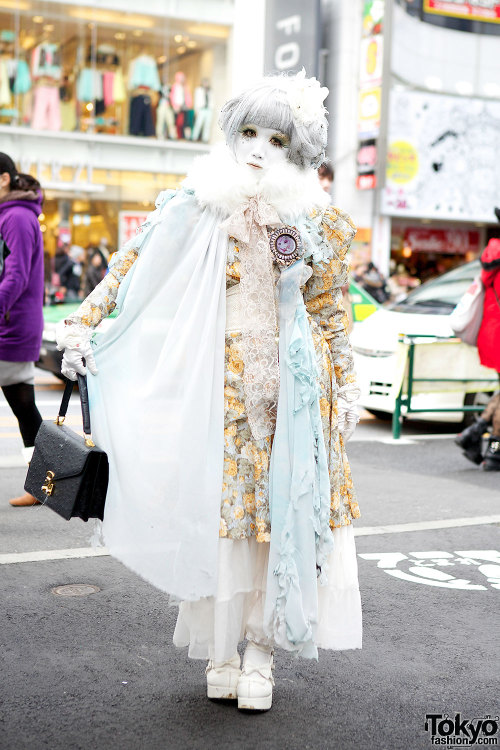 tokyo-fashion:Minori on the street in Harajuku w/ handmade &amp; vintage fashion.Minori is so beautiful, shes like a character that stepped out of a fairytale