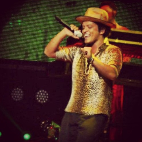bmars-news:   "k_minaj: Perfect show I love you Bruno Mars"