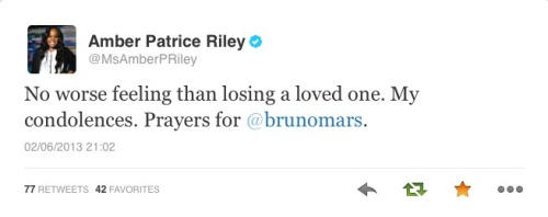 takesmetoparadiseeeee:  Amber Riley from Glee, sending her condolences.