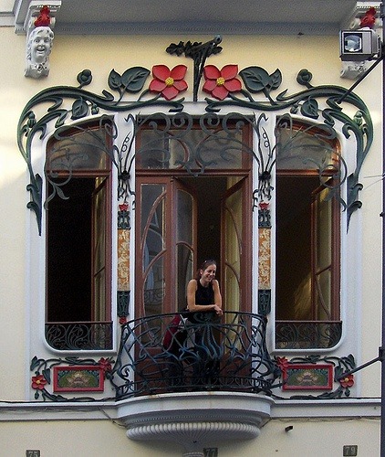 architecturia:


Deco window Oporto, lovely art

