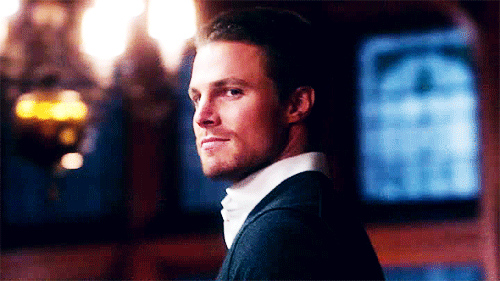 Stephen Amell Good Looking