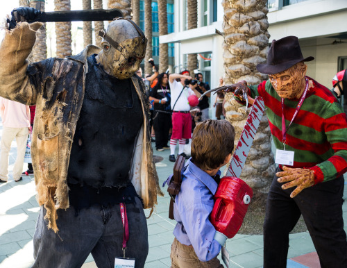 Little did anyone at WonderCon know, they were secretly filming the new Freddy vs. Jason movie, Freddy vs. Jason vs. Ash.
My money is on the man with the boomstick.