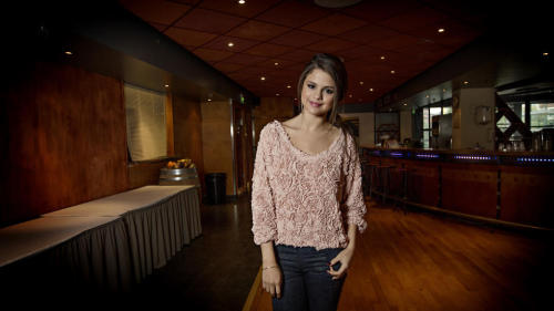 Selena’s new photoshoot withDagbladet (The Daily Magazine) in Norway