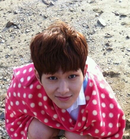 [Photo] Onew Updates me2day 130603
[온유] 여러분~우리태민이가출연한드라마! &#8216;시라노연애조작단&#8217; 꼭!꼭!!!!!오늘밤열한시본방사수해주시구요~저도본방사수합니다!!!!!!너무기대되고,항상열심히하는태민이자랑스럽습니다!!!!!파이팅!!
[Onew] Everyone~ Our Taeminnie is starring in a drama! &#8216;Dating Agency: Cyrano&#8217; Must! Must!!!!! Tune in tonight at 11PM for the first broadcast~ Me too, will watch!!!!!! Really looking forward, I am proud of Taeminnie who is always working hard!!!!! Fighting!!
Credit: SHINee&#8217;s me2day
Translation Credit: Forever_SHINee [1]