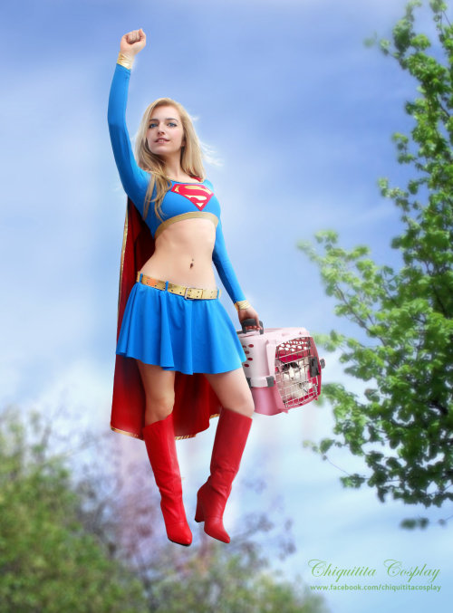 Supergirl saves a kitty cat! by ~chiquitita-cosplay
Superb Supergirl cosplay. Chiquitita Cosplay&#8217;s supergirl is always spot on. Make sure you go like her page!