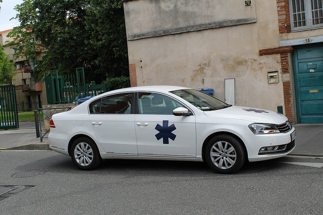 Passat ambulance on Flickr.une ambulance Volkswagen Passat pas loin de chez moi