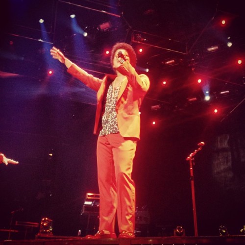 tylergust10: Bruno Mars front row at the Barclays Center.. Don&#8217;t mind if I do.