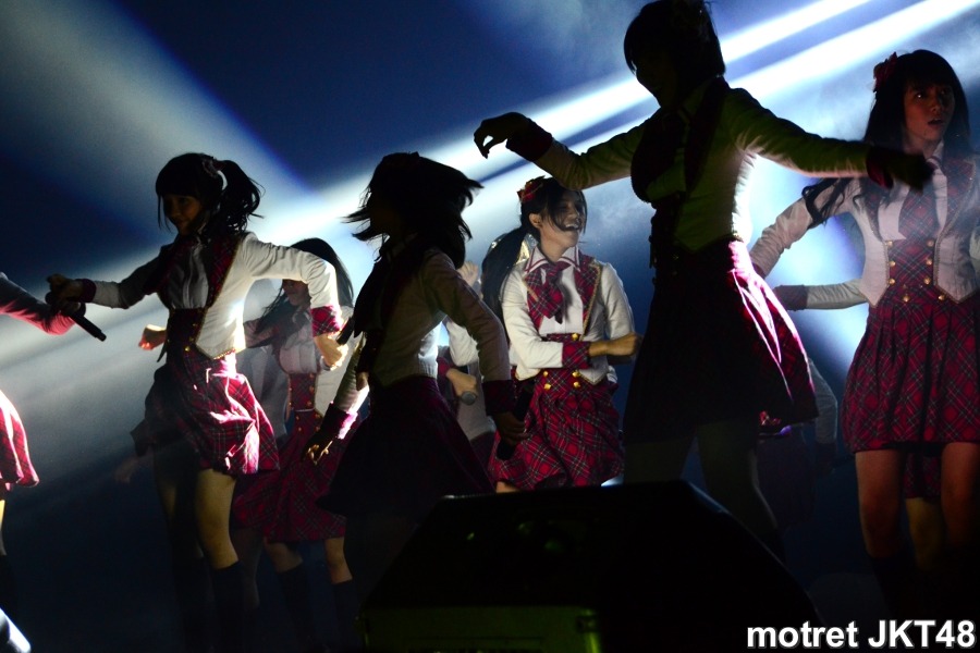 JKT48 First Anniversary Concert, Jakarta, 23/12/2012.