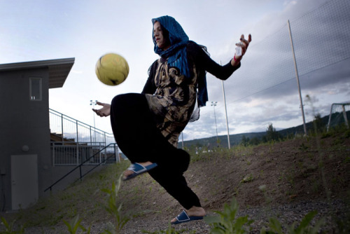 Got this beautiful picture from Lela Ahmadzai’s website.   This particular image makes me incredibly happy. My mother always taught me I could “be anyone and play anything”.   I hope young women all over the world hear that message at some point in their lives.  It doesn’t have to be football. It can be something they love and something they crave. Women’s Advocacy, Sport, Environmentalism, Hobbies but something. So that they know, and the world understands, that everyone has a contribution to make.  Women need that chance. And that encouragement.   Lela has captured the resilience and passion of the women in Afghanistan and their love for the beautiful game.  Do check out her amazing work: http://www.ahmadzai.eu/en/allgemein-en/a-wmans-goal  I watch this short film a lot. It reminds me of my privilege. I am very aware of my ability to play safely and teach my daughter the same.   I have posted it and will continue to post it again. And again. And Again.