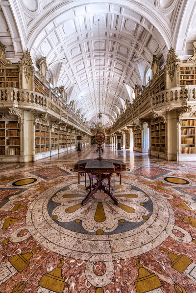 Mafra National Palace, Portugal (by Nuno Trindade)