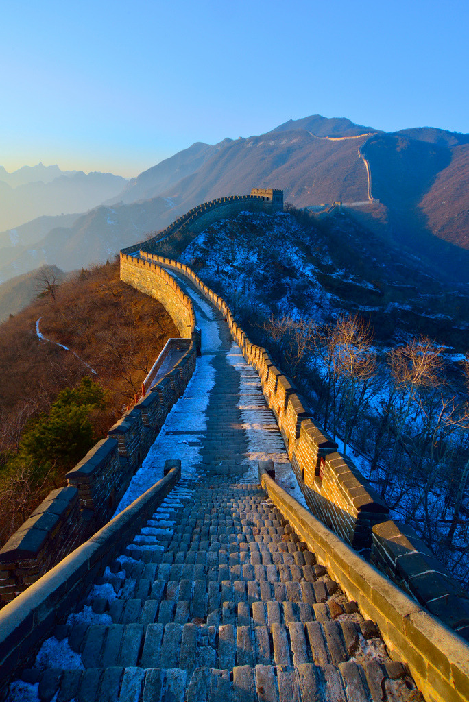 touchdisky:

Great Wall of China | China by Kamal Zharif
