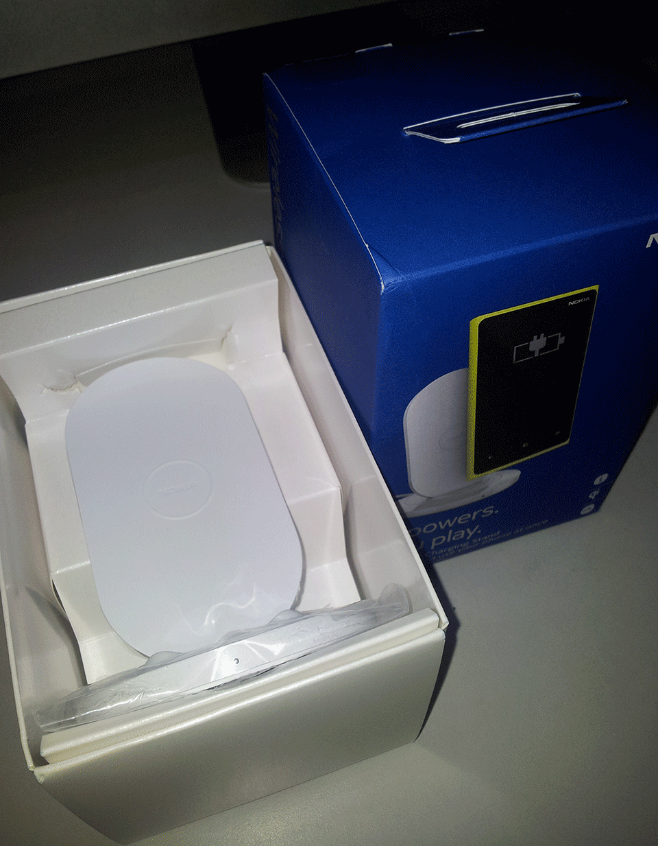 Malaysia Nokia Wireless Charging Stand DT-910 In A Box Complete
