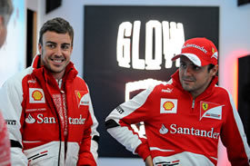 Wrooom 2013, relajarse en los controladores de nieve FerrariRelajante días para Alonso y Massa durante la conferencia de prensa habitual de esquí, junto con…View Postshared via WordPress.com