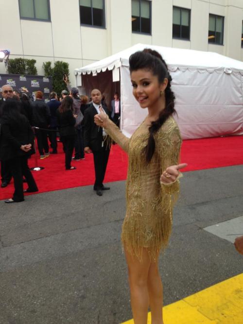 Selena Gomez:Hitting the carpet.