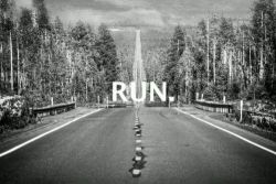 deliriousmofo:

I want to run and never look back!
deliriousmofo.tumblr.com
