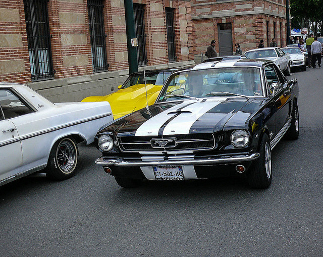 Black Mustang on Flickr.Une Ford Mustang au festival Rock &amp; Cars 2013