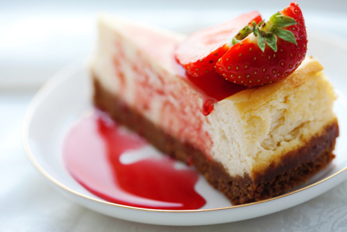 im-horngry:

Strawberry Cheesecake - As Requested!
