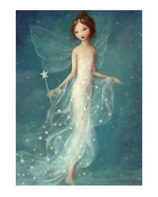 umla:

(via .She looks so serene and delicate. | fairies)
