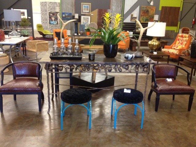 A peak into the Showroom at the595project.