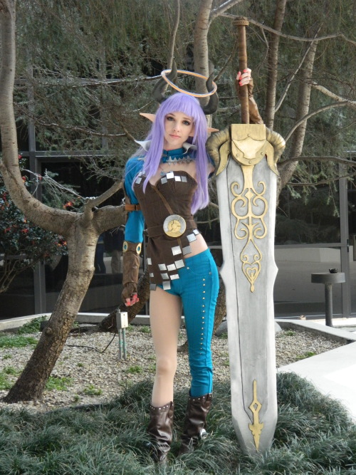 Another shot of my Castanic Slayer cosplay ^_^
http://www.facebook.com/LyzBrickleyCosplay